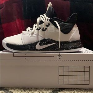 Paul George 3 size 9 brand new
